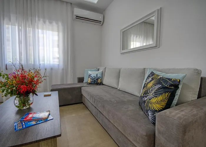 Apartment The Rhodes Marina